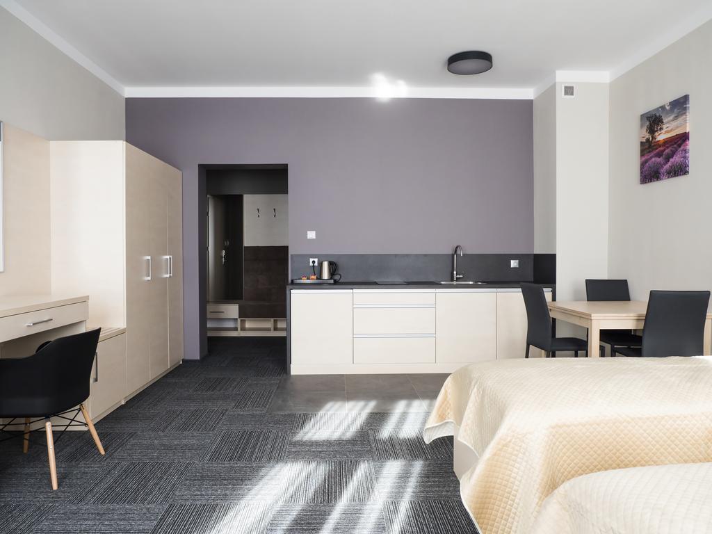 Aparthotel Centrum Gliwicka 18 Μπίτομ Εξωτερικό φωτογραφία