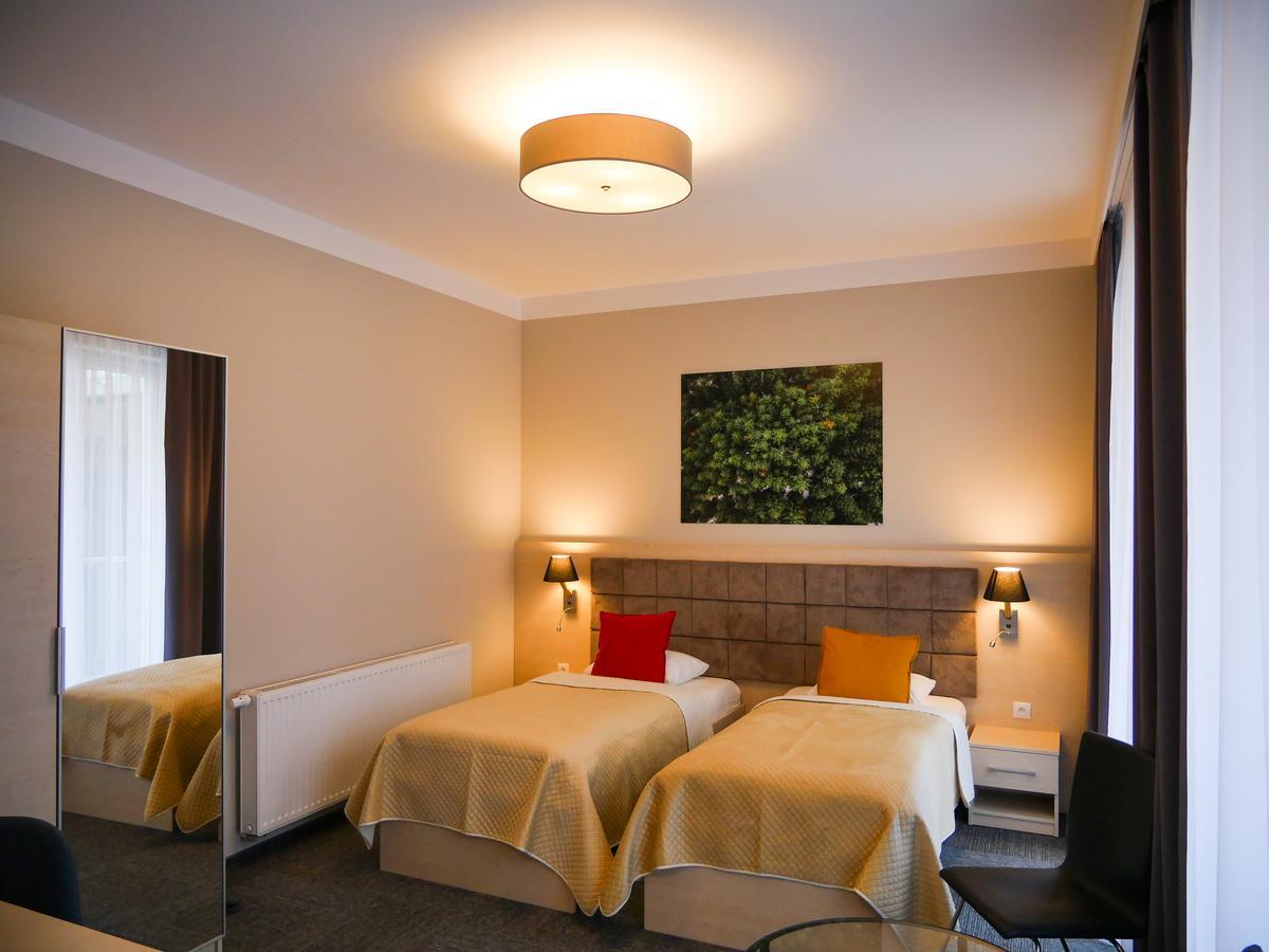 Aparthotel Centrum Gliwicka 18 Μπίτομ Εξωτερικό φωτογραφία
