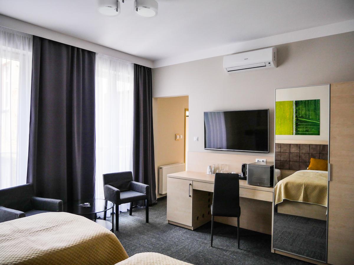 Aparthotel Centrum Gliwicka 18 Μπίτομ Εξωτερικό φωτογραφία